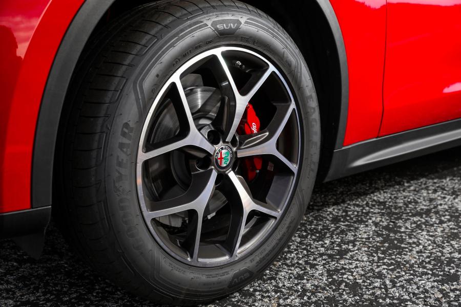 Колеса Alfa Romeo Stelvio (949) 2018 года  (AU) (фото 25 из 40)
